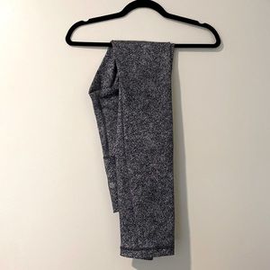 Lululemon Leggings (Wunder Under)